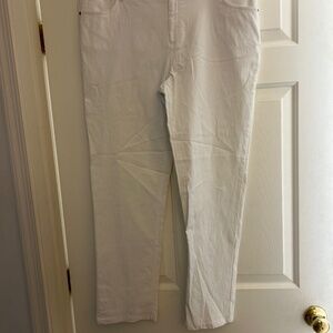 White mid-length pants-Size 16